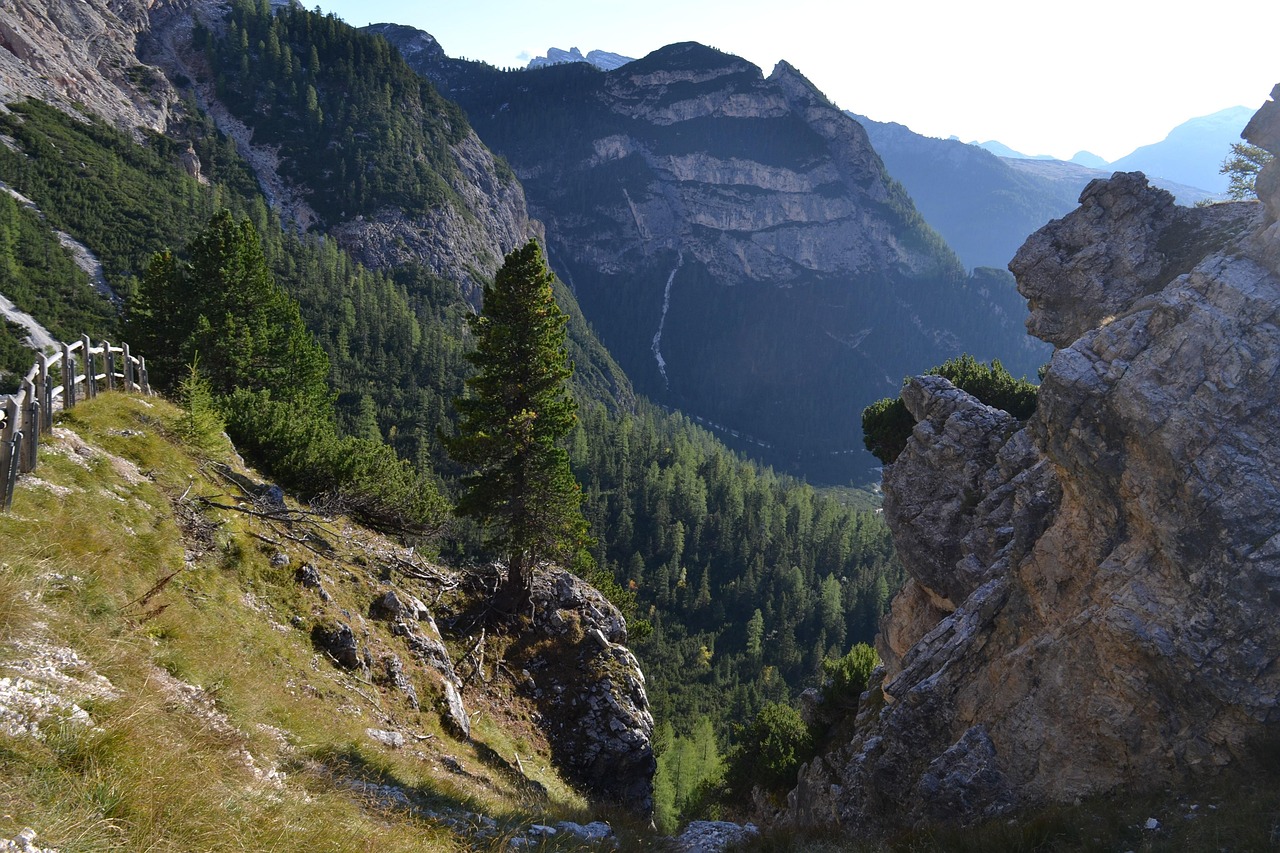 mountains, hiking, italy, nature, adventure, travel, landscape, hiker, sport, tourism, climbing, summer, outdoor, lifest